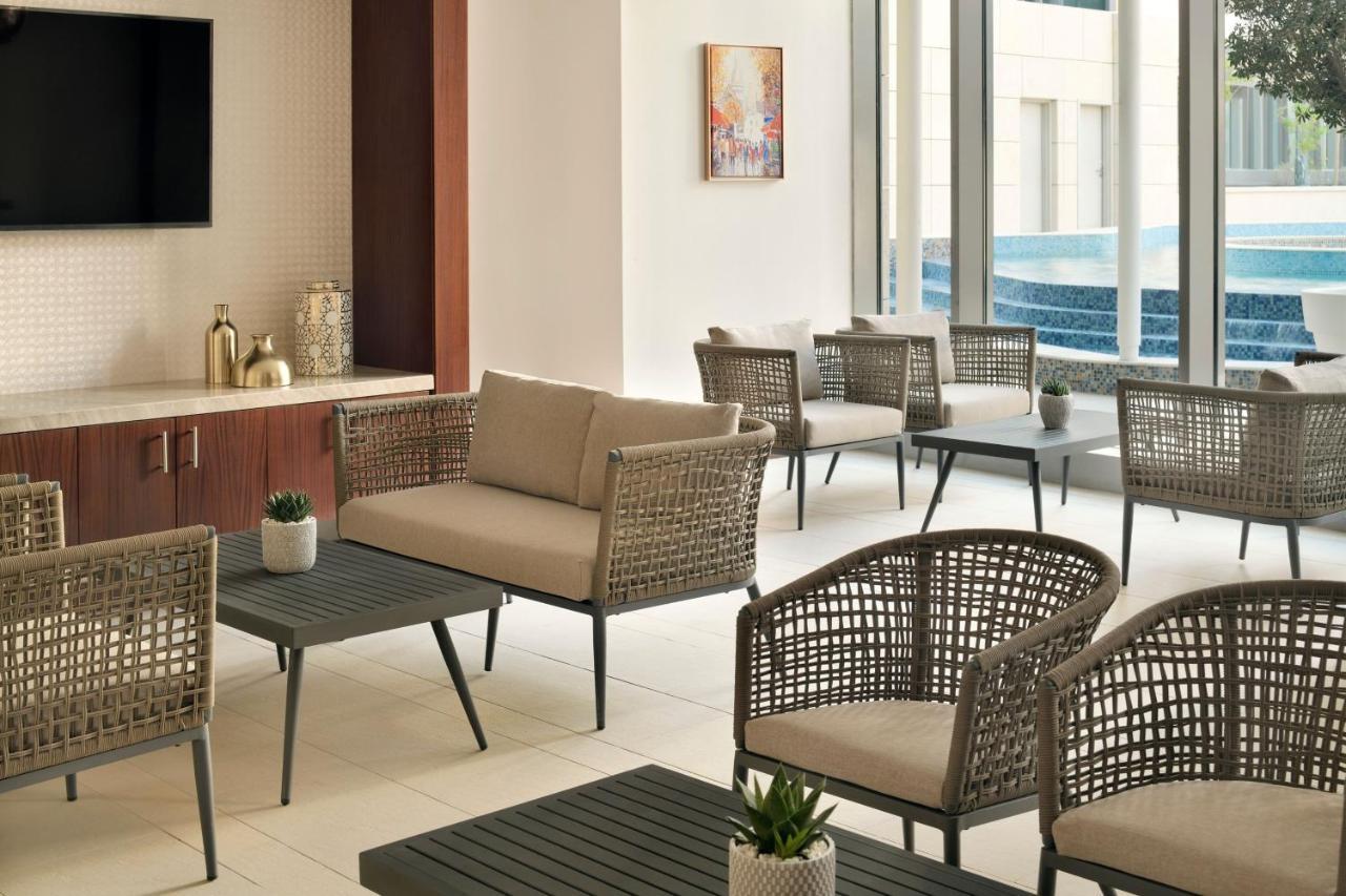Le Meridien Center Hotel Doha