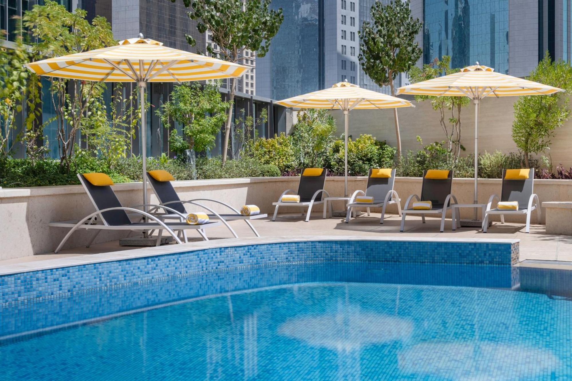 Le Meridien Center 5* Doha