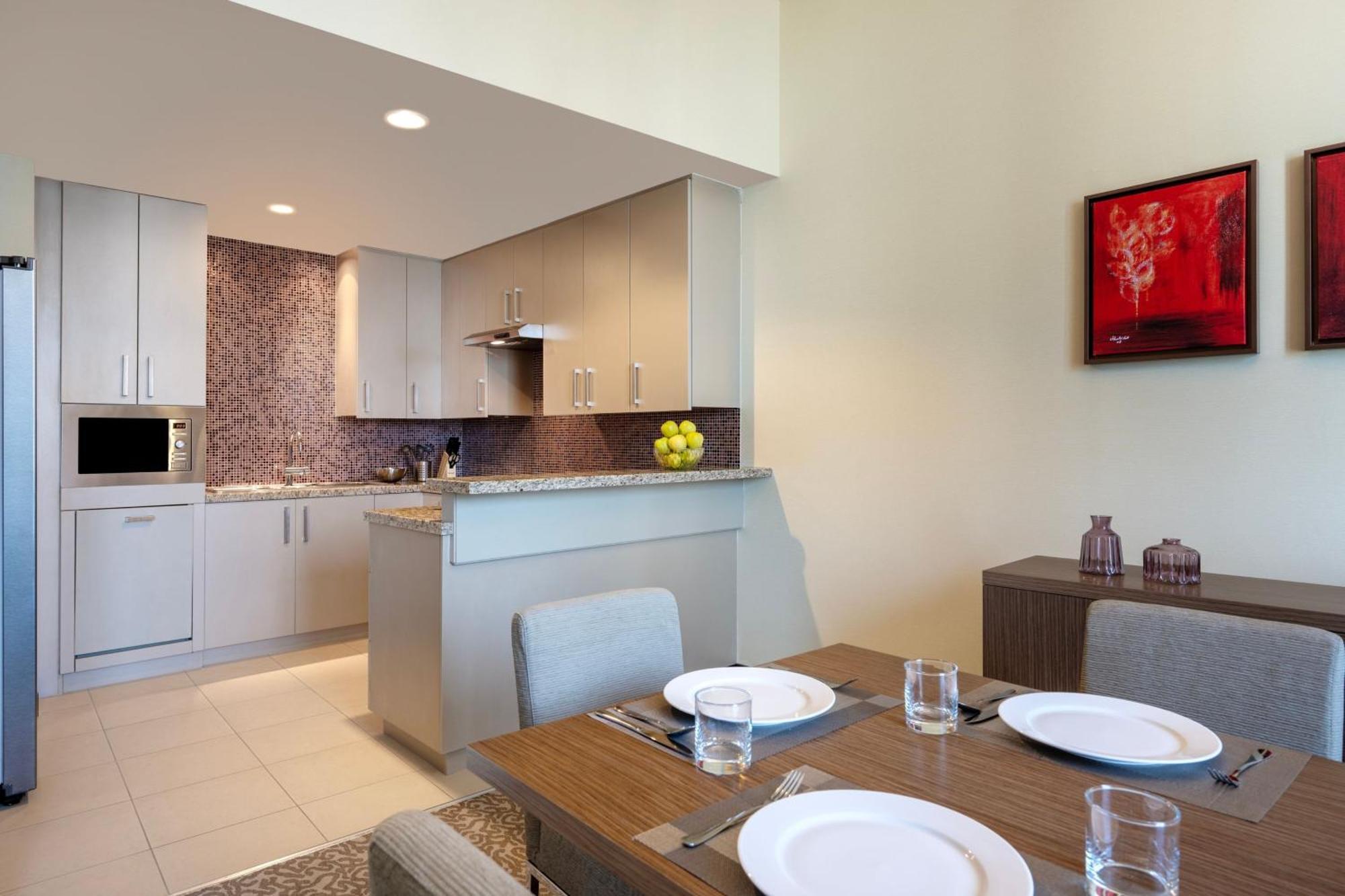 Le Meridien Center Hotel