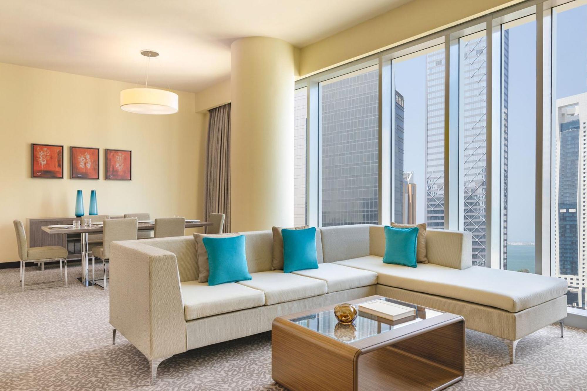 होटल Le Meridien Center